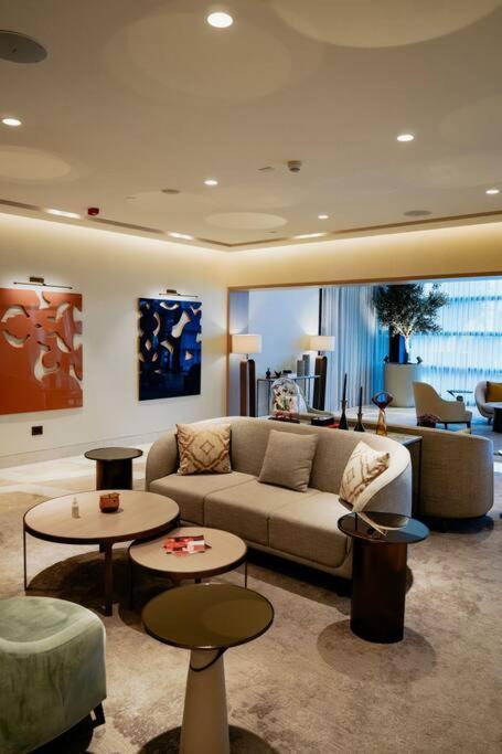 Serviced Luxurious 3+1 In Address Emaar Square Isztambul Kültér fotó