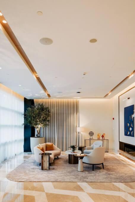 Serviced Luxurious 3+1 In Address Emaar Square Isztambul Kültér fotó