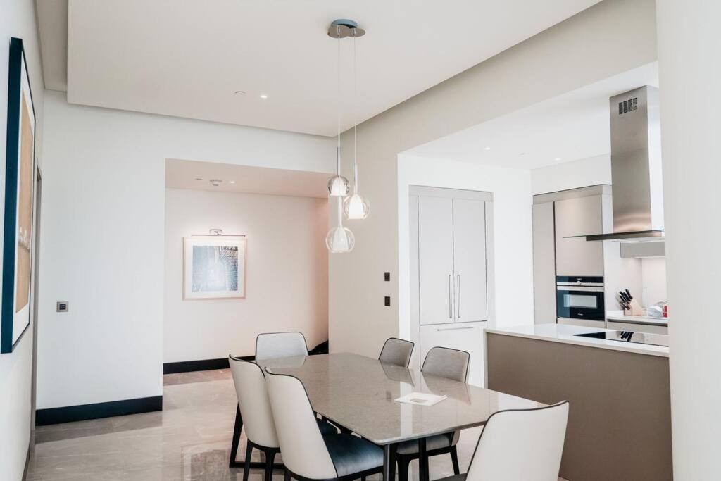 Serviced Luxurious 3+1 In Address Emaar Square Isztambul Kültér fotó