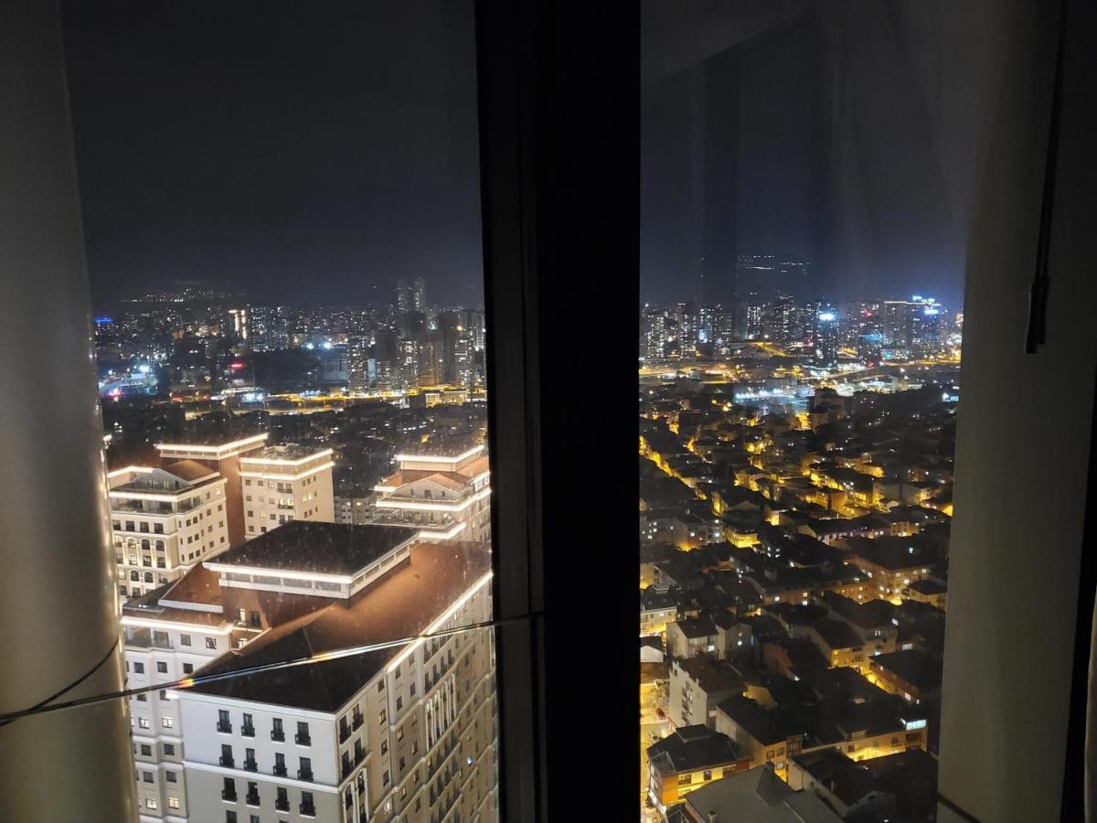 Serviced Luxurious 3+1 In Address Emaar Square Isztambul Kültér fotó
